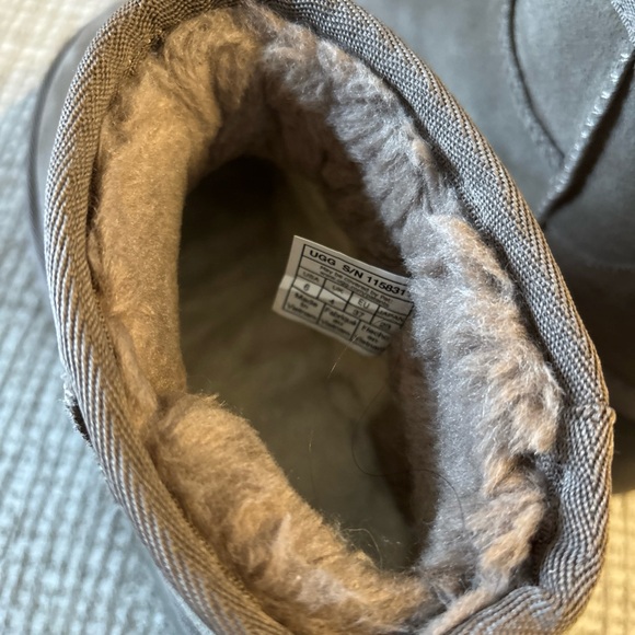 Women’s UGG Ultra mini New Heights Platform Ankle Boots, Sz 6 EUC - Picture 6 of 11